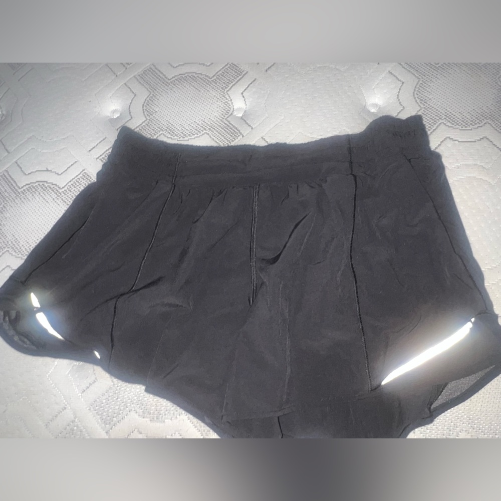 Black Hotty Hot Low-Rise Lined Short 4" Size 10 Women’s